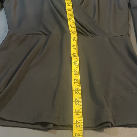 H & M Black Wrap front, peplum Top, Lpng Sleeve, V neck, Medium - Picture 7 of 9